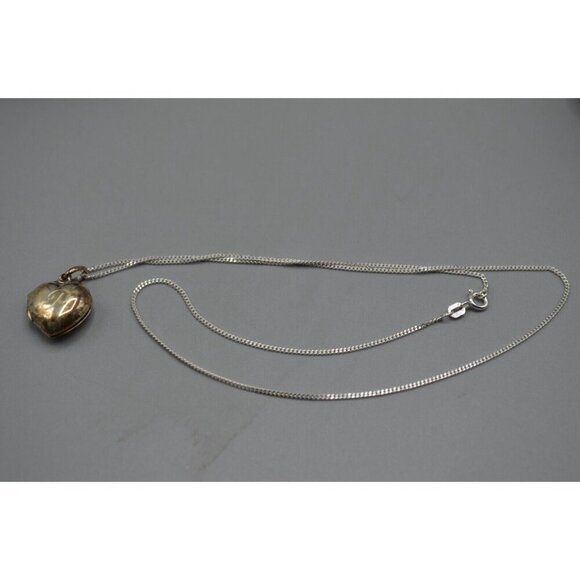 Sterling Silver Heart Locket Engraved P Grad 2013 Miniature 18" Chain Gift - Picture 4 of 7